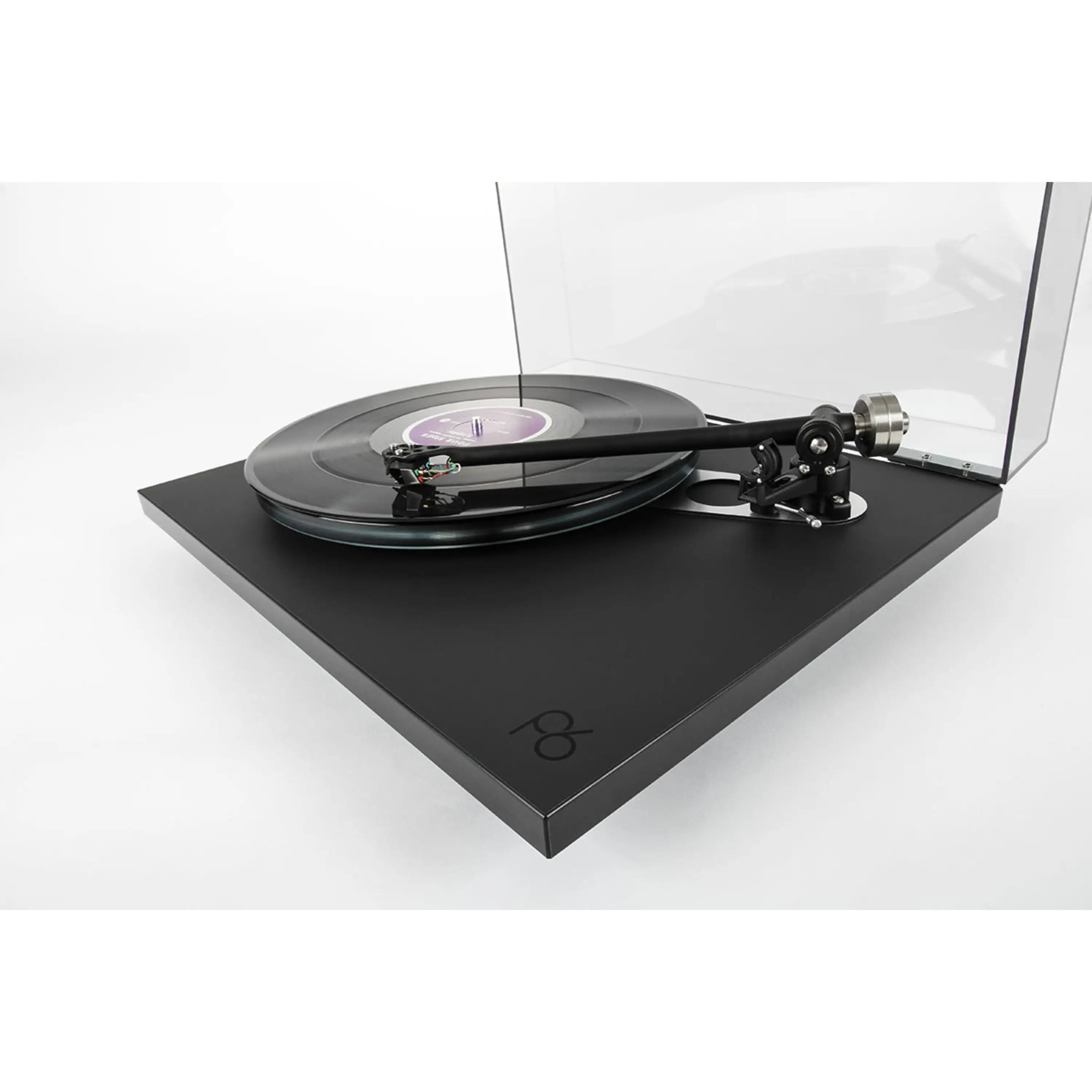 Rega Planar 6 Turntable