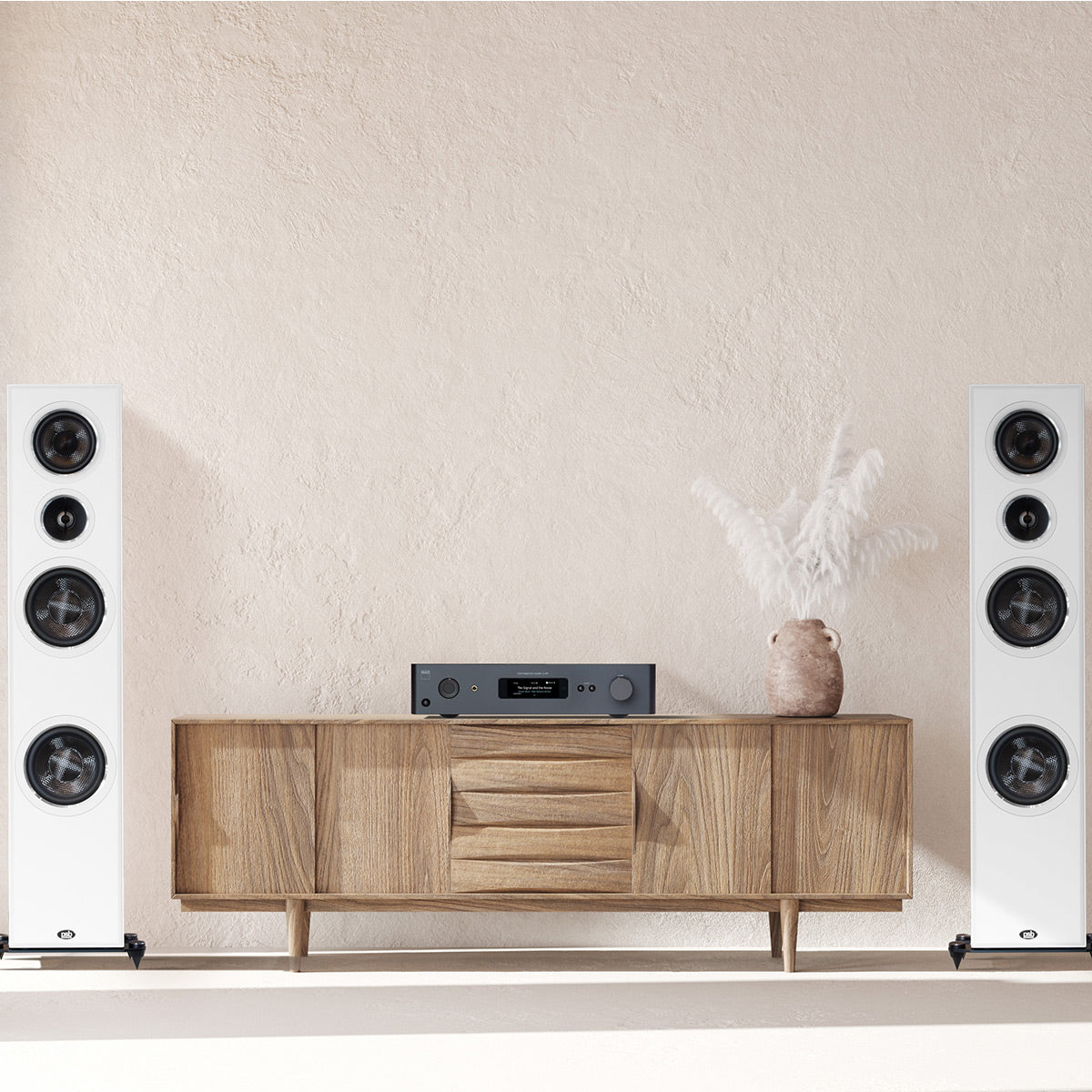 NAD C 379 HybridDigital DAC Amplifier