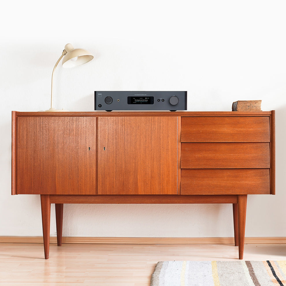 NAD C 379 HybridDigital DAC Amplifier