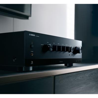 Yamaha R-N1000A Stereo Receiver