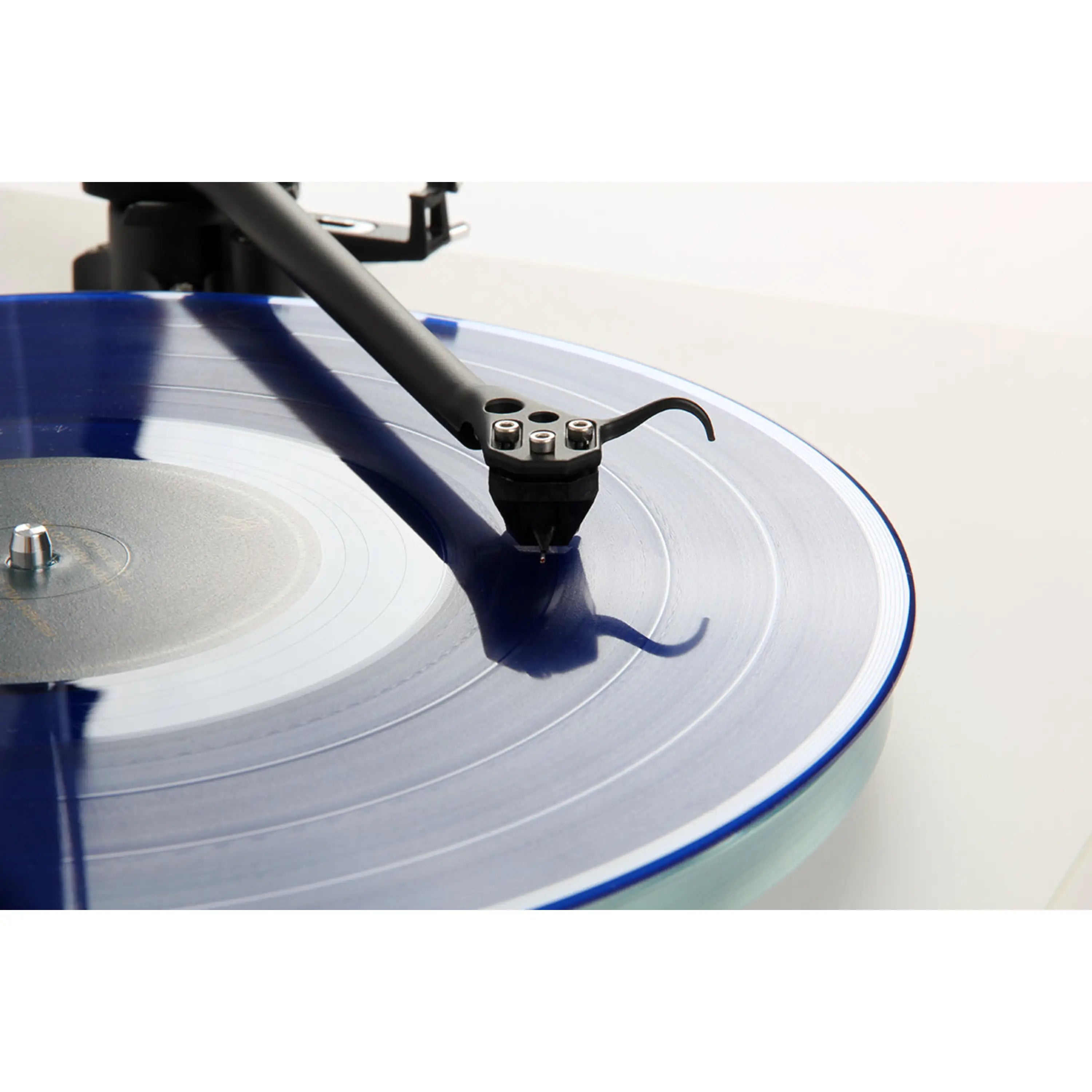 Rega Planar 6 Turntable