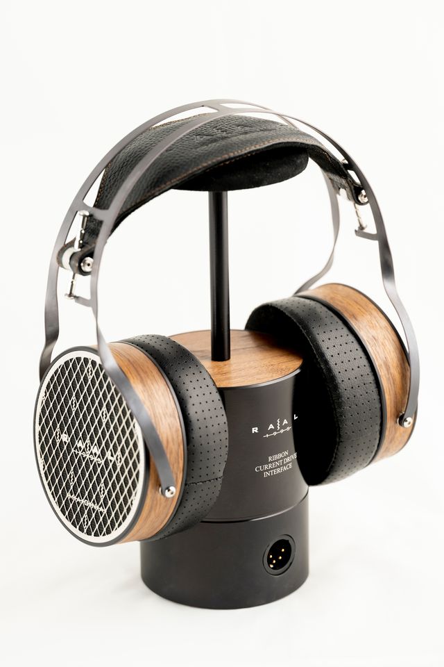 RAAL 1995 MAGNA - RockOnAV