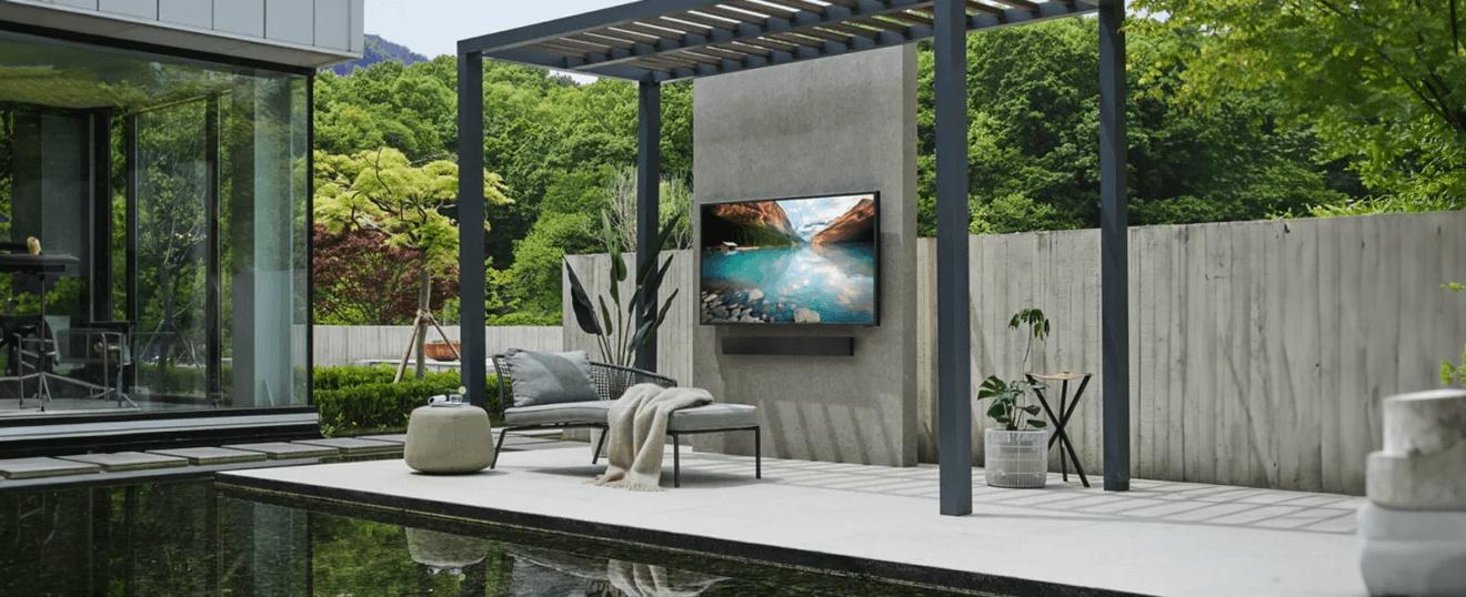 Outdoor Entertainment