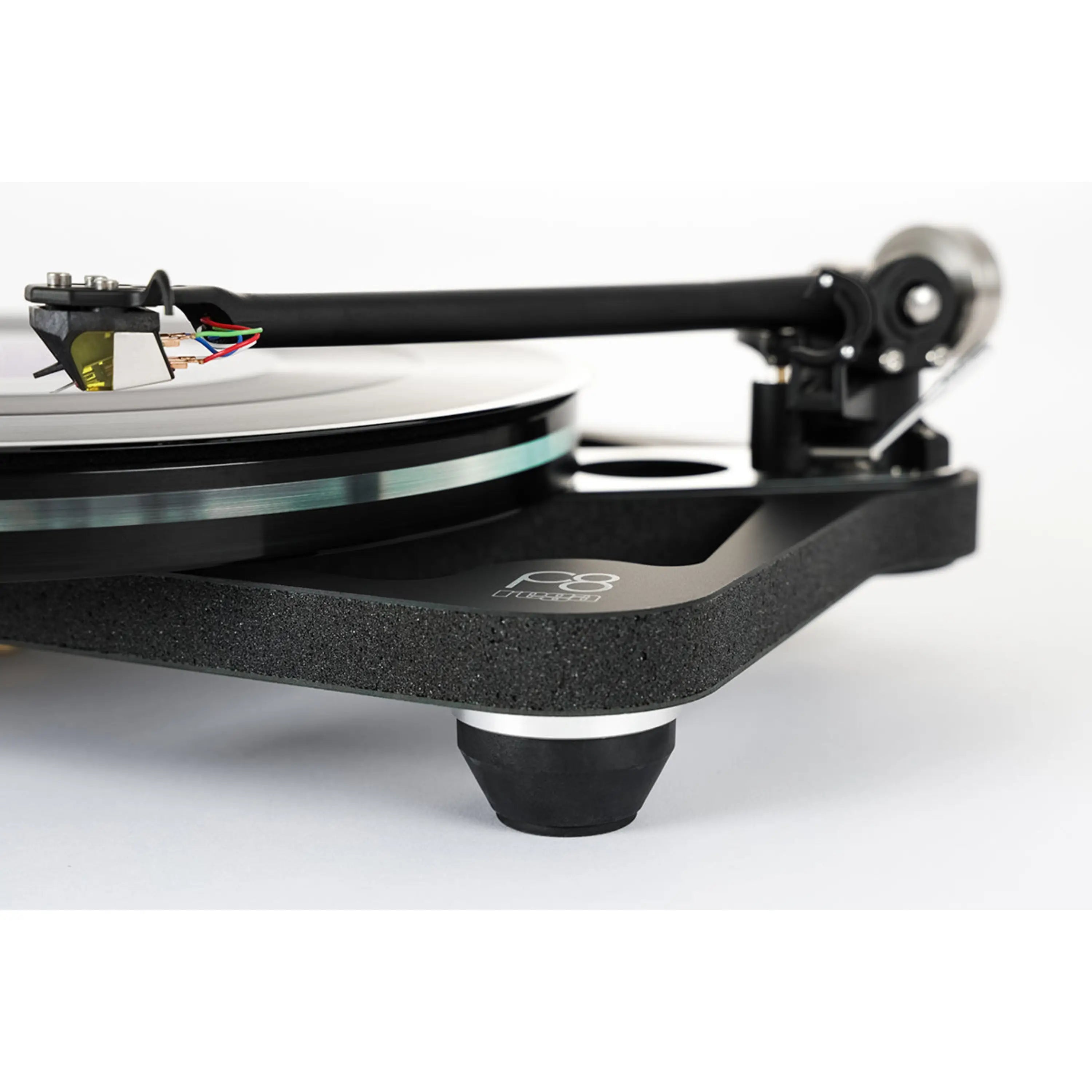 Rega Planar 8 Turntable