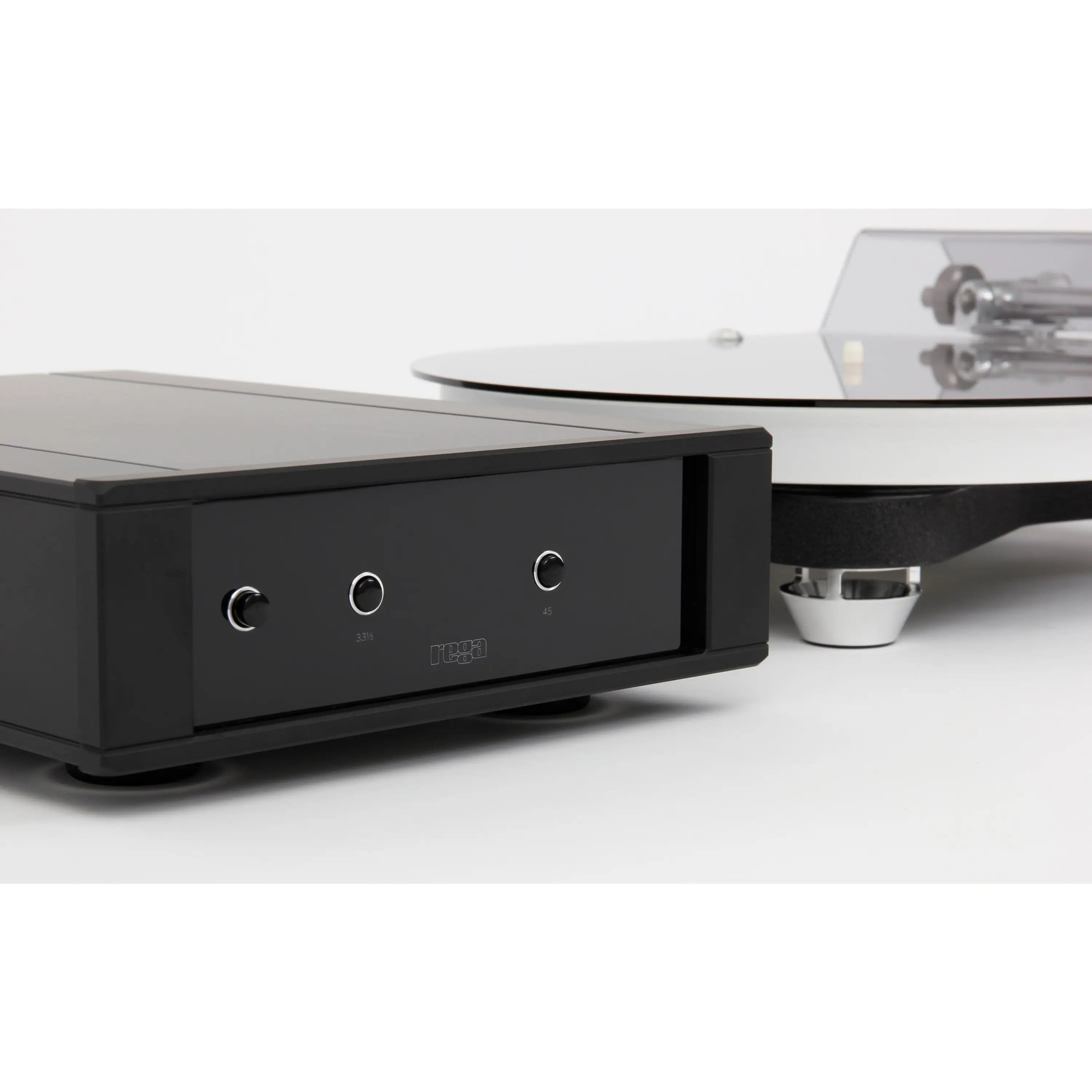 Rega Naia Turntable