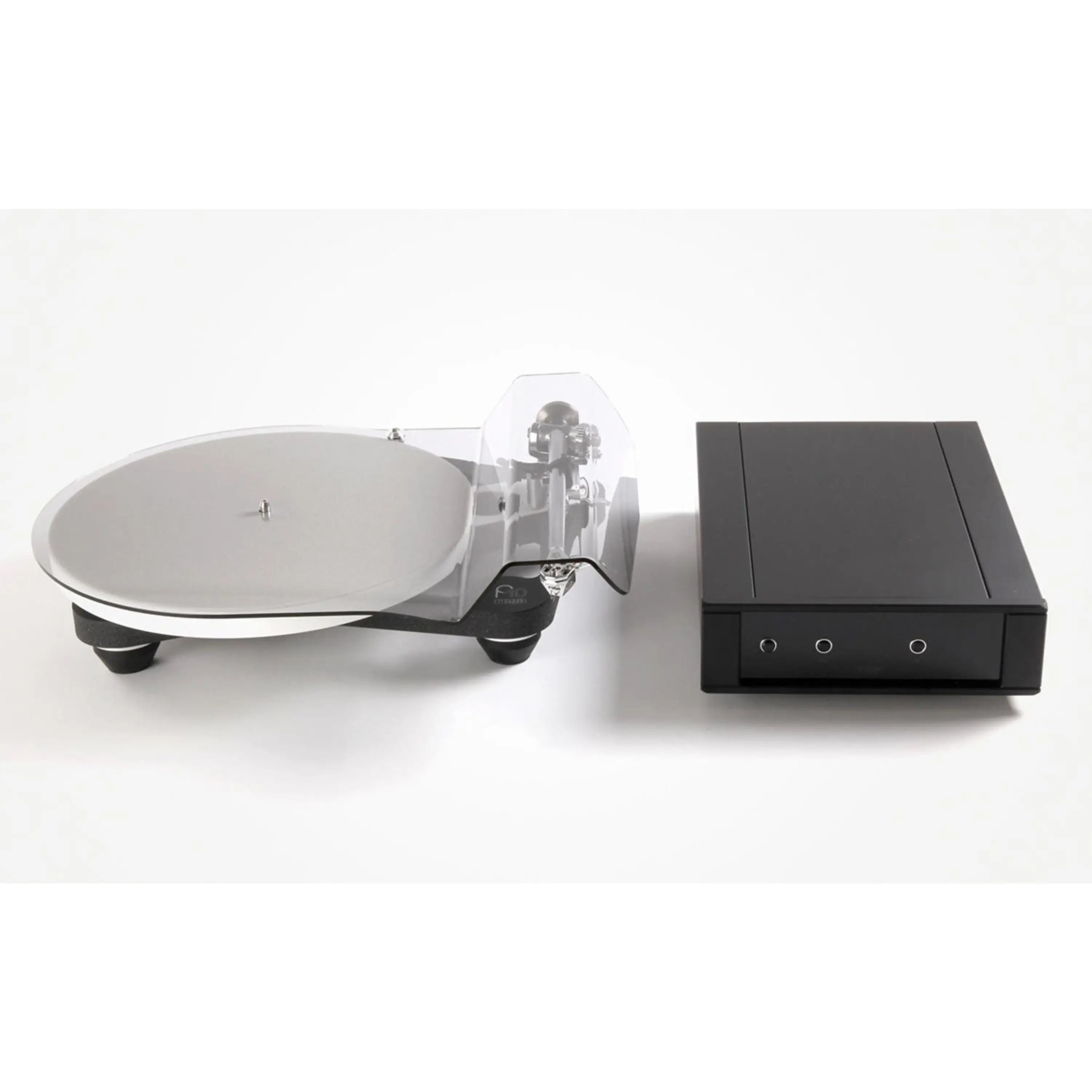 Rega Planar 10 Turntable