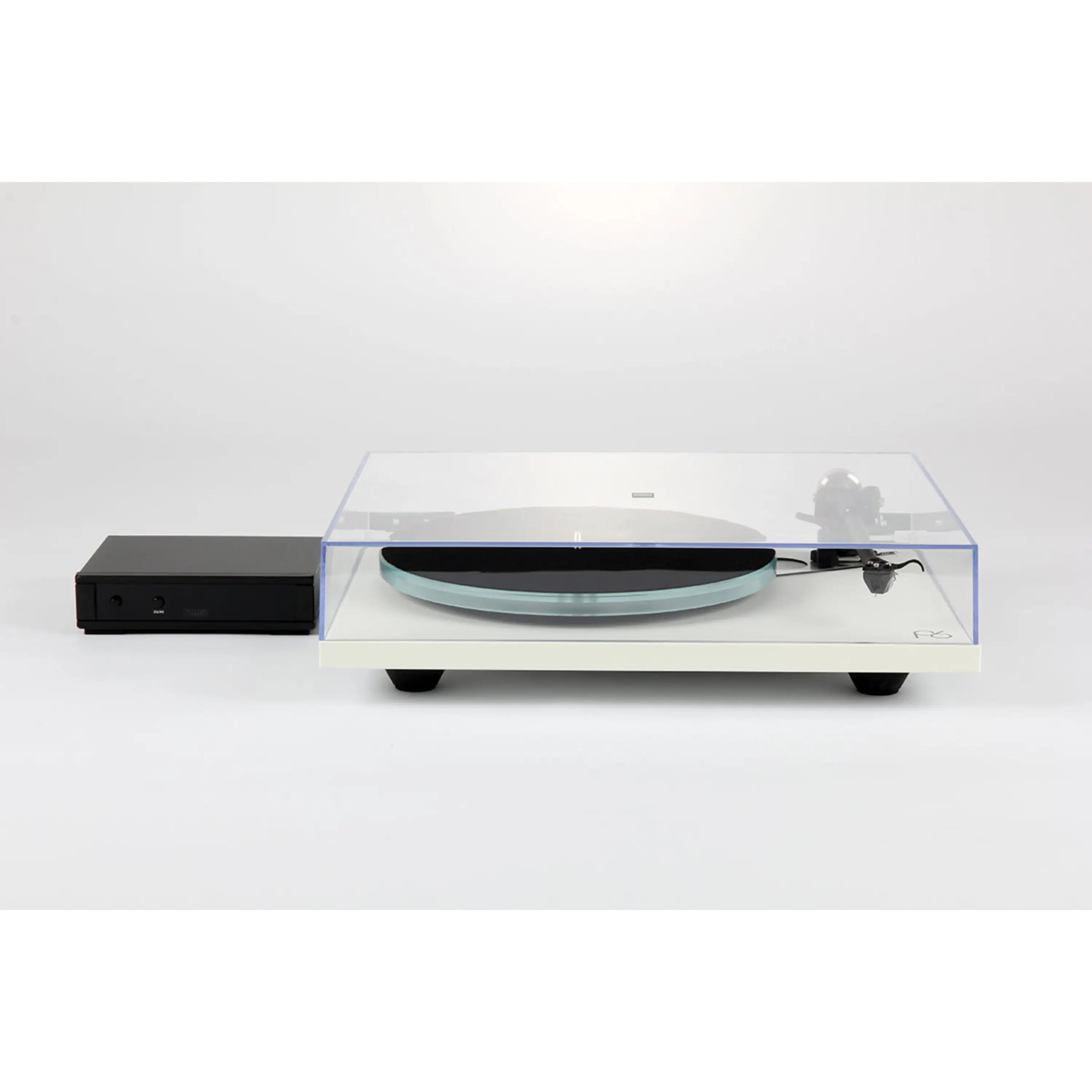 Rega Planar 6 Turntable