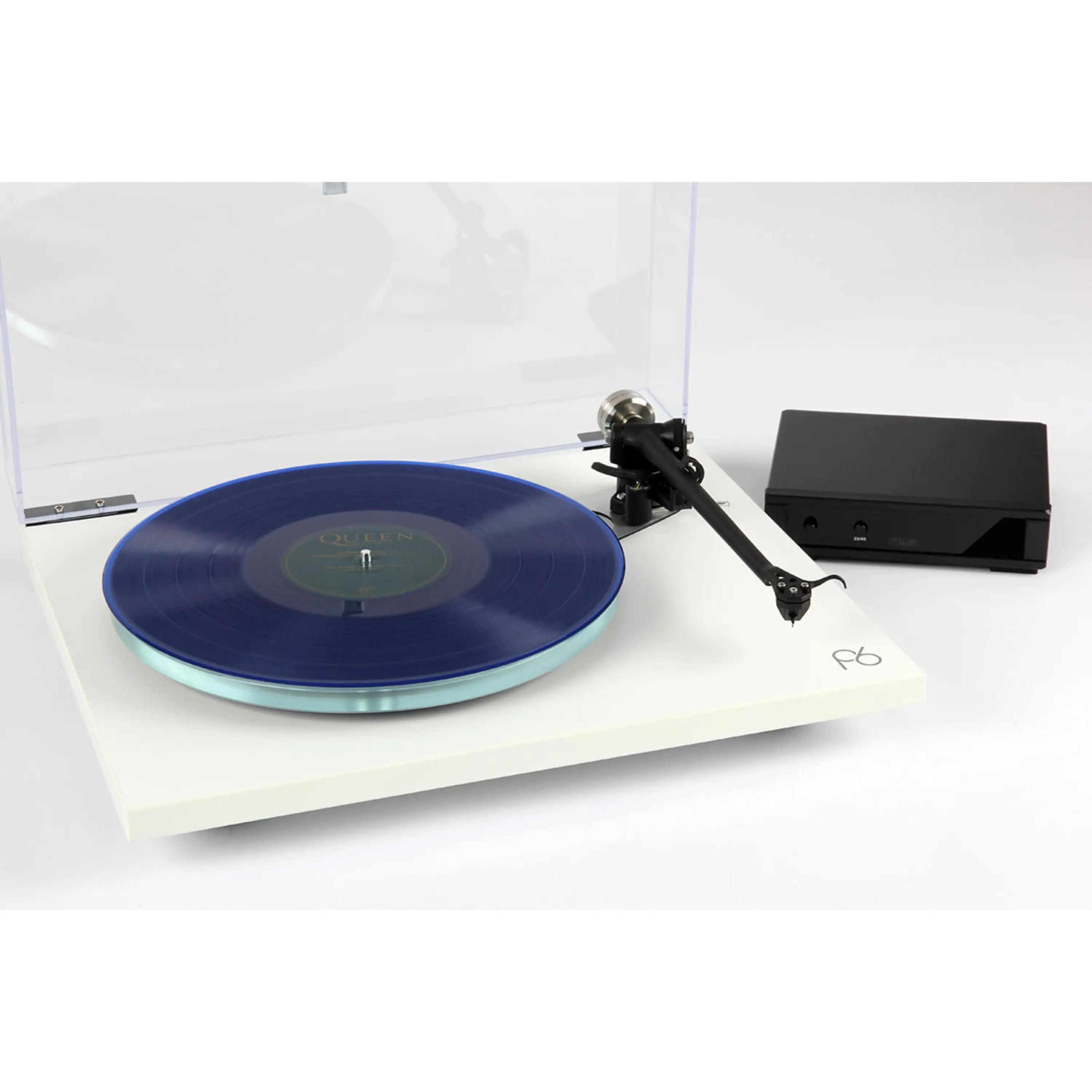 Rega Planar 6 Turntable