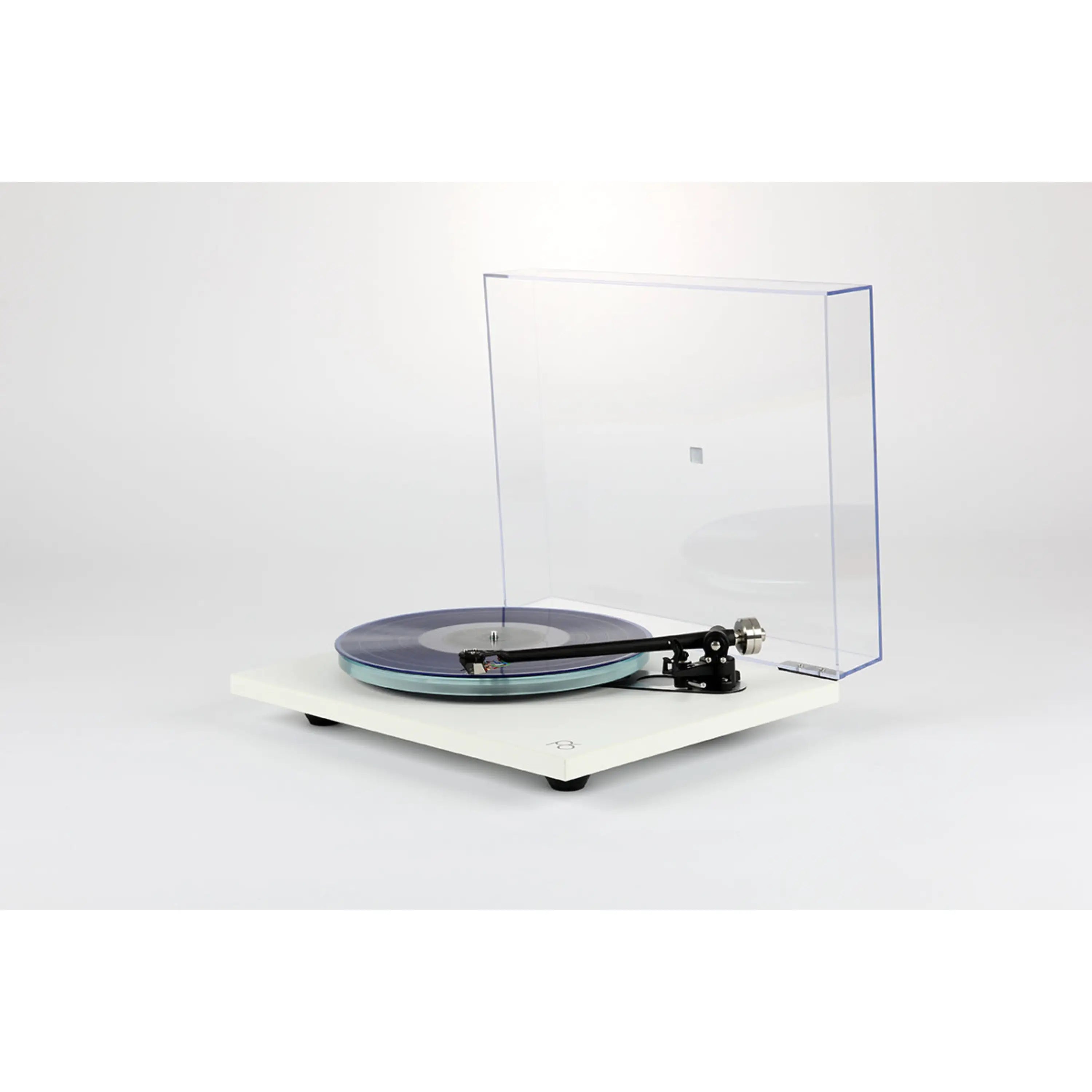 Rega Planar 6 Turntable