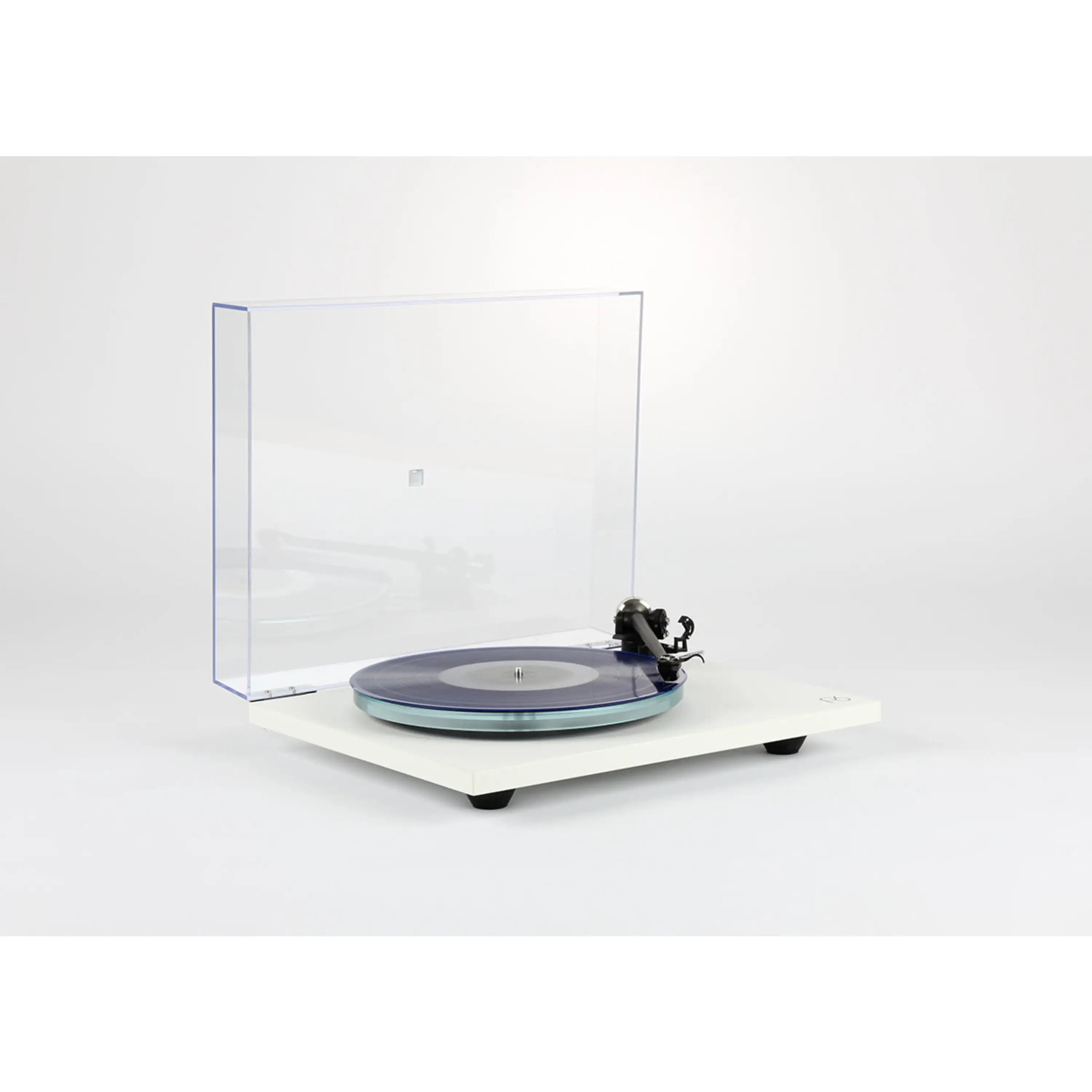 Rega Planar 6 Turntable