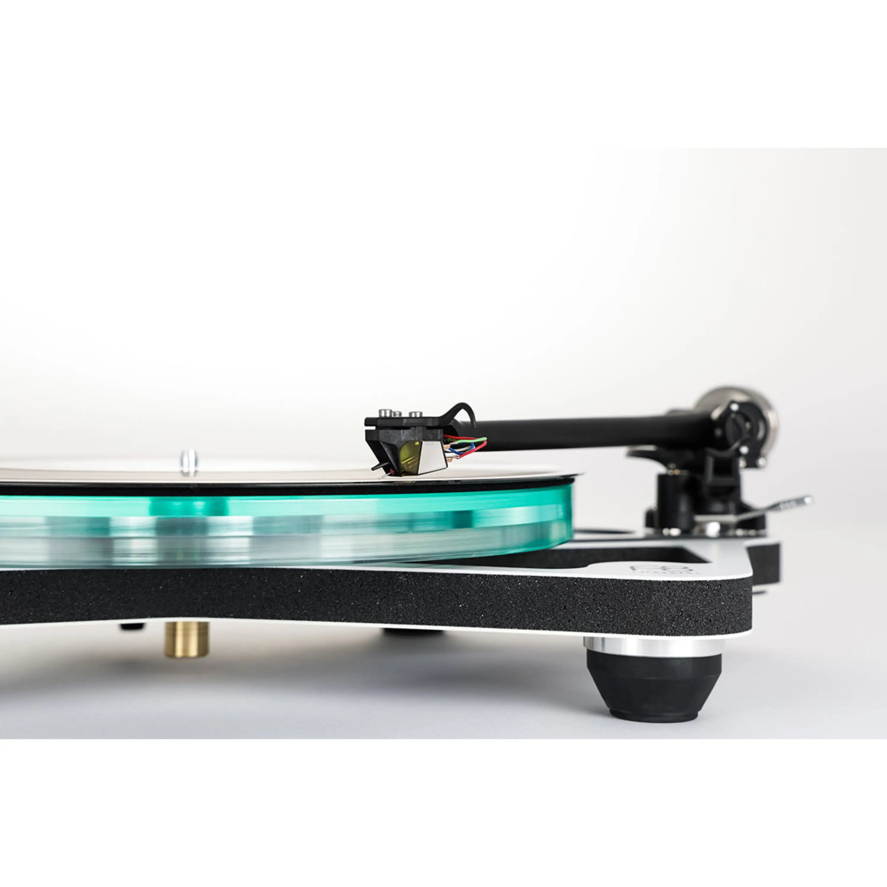 Rega Planar 8 Turntable