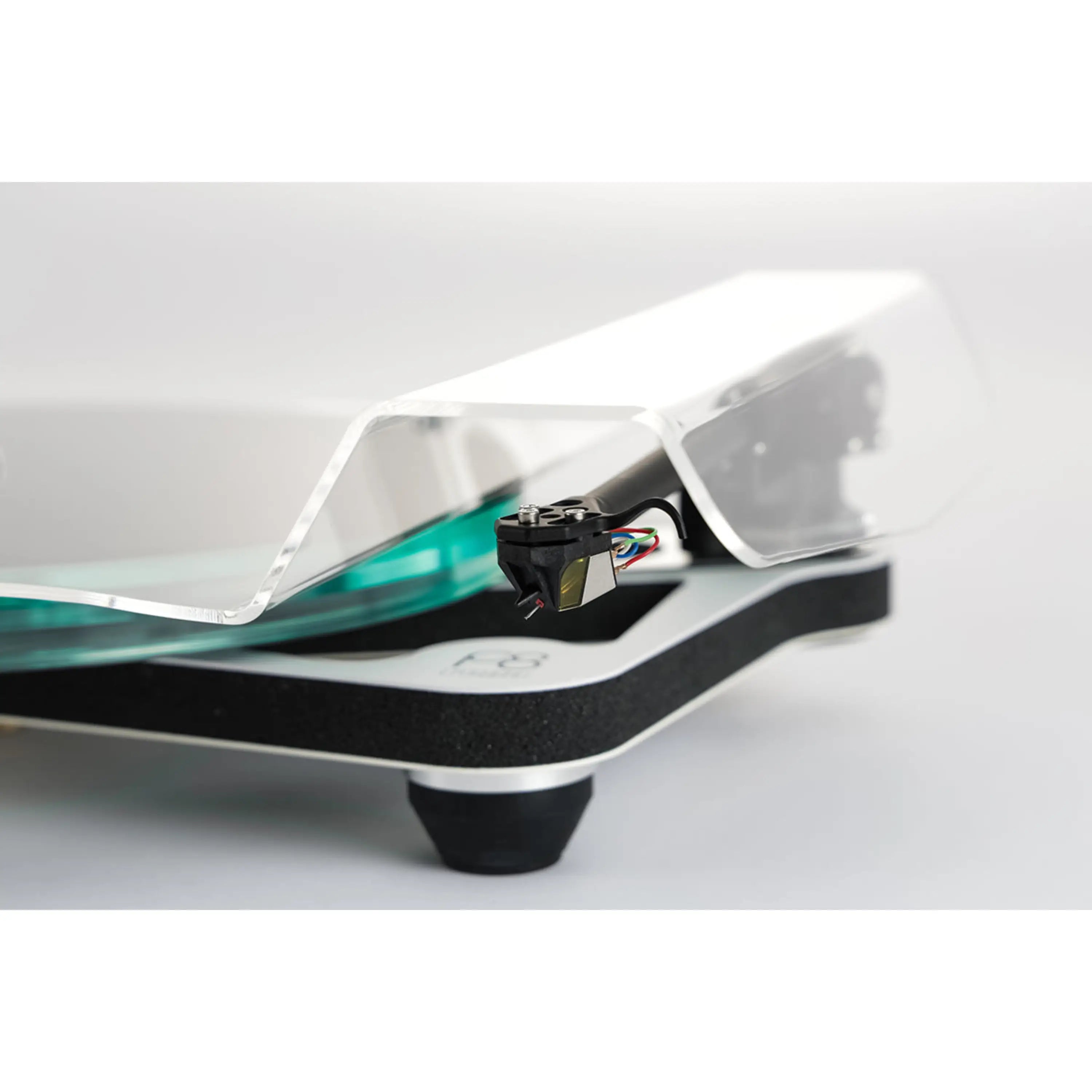 Rega Planar 8 Turntable